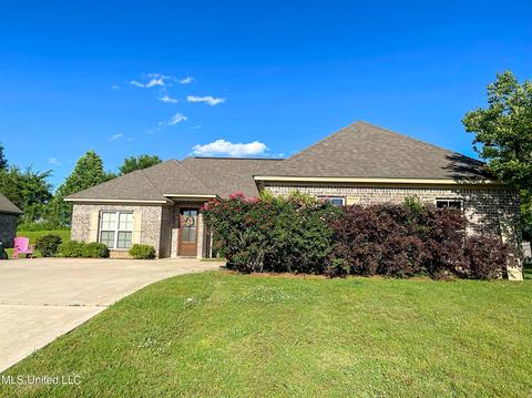 102 Bainbridge Xing, Canton, MS 39046 photo 3
