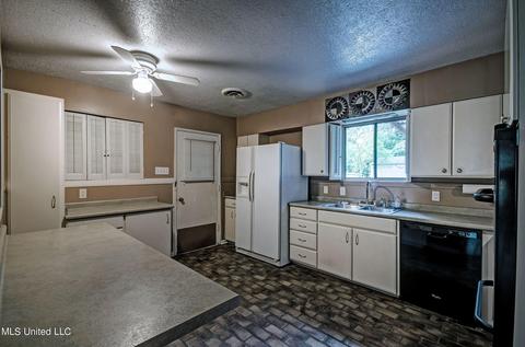 123 Southbrook Dr, Jackson, MS 39211 photo 8