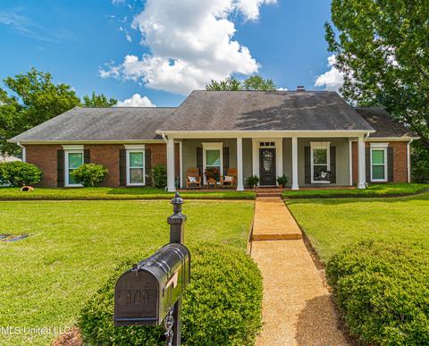 104 Northridge Dr, Brandon, MS 39042 photo 1