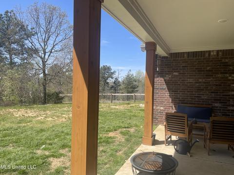 608 Moore Loop, Byhalia, MS 38611 photo 5