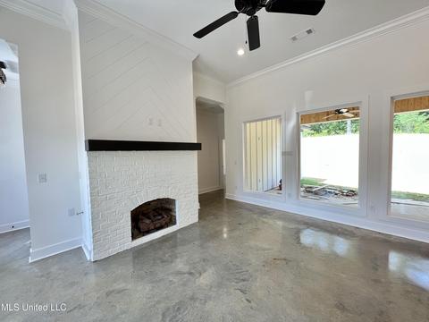 129 St Charles Ave, Florence, MS 39073 photo 3