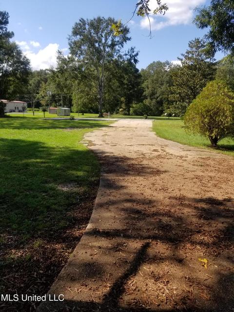 315 Canton St, Terry, MS 39170 photo 1