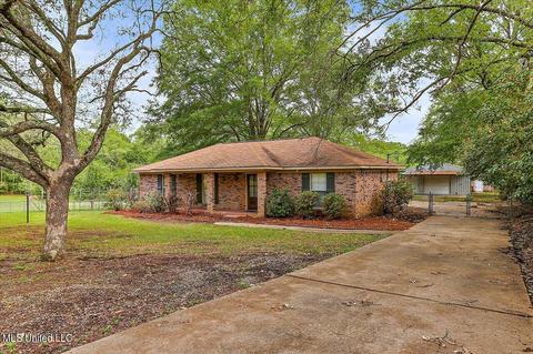 1117 Davis Cv, Jackson, MS 39209 photo 3