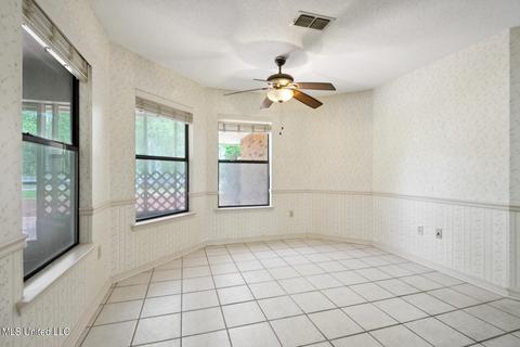 566 Ahuli Pl, Diamondhead, MS 39525 photo 5