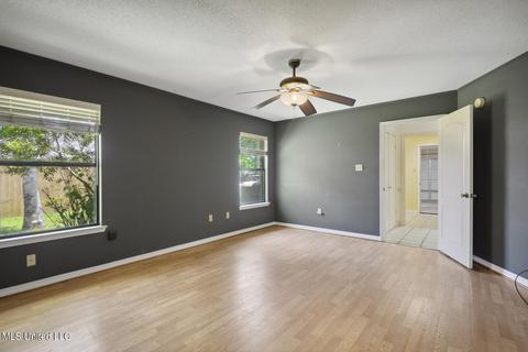 566 Ahuli Pl, Diamondhead, MS 39525 photo 9