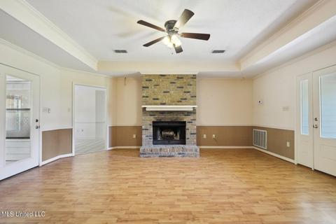 566 Ahuli Pl, Diamondhead, MS 39525 photo 3