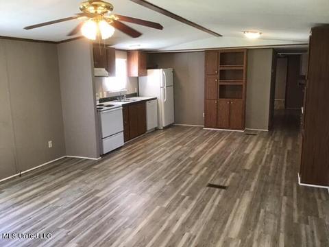 146 Floyd St, Florence, MS 39073 photo 8