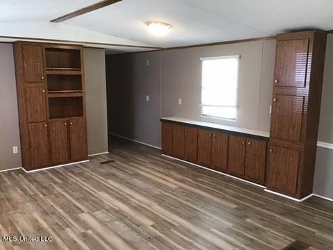 146 Floyd St, Florence, MS 39073 photo 11