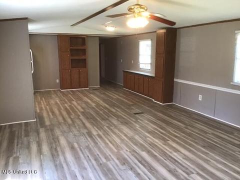 146 Floyd St, Florence, MS 39073 photo 7