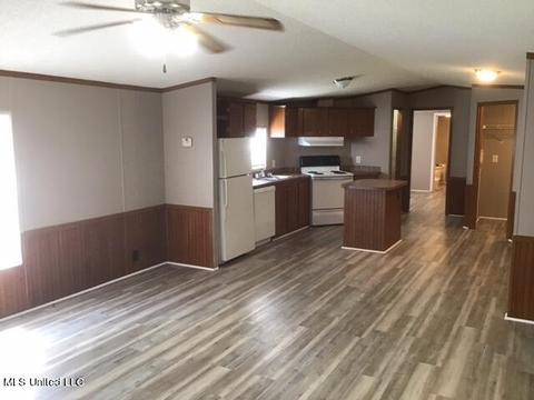 133 Russell St, Florence, MS 39073 photo 5