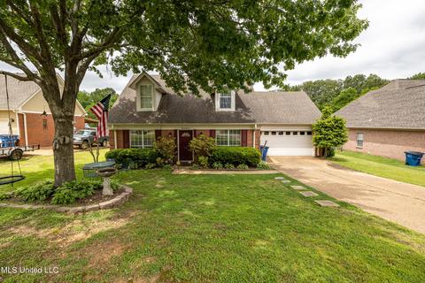 5869 Eagleston Dr, Olive Branch, MS 38654 photo 2