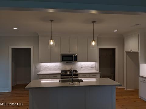 121 Springmeade Rd, Clinton, MS 39056 photo 3