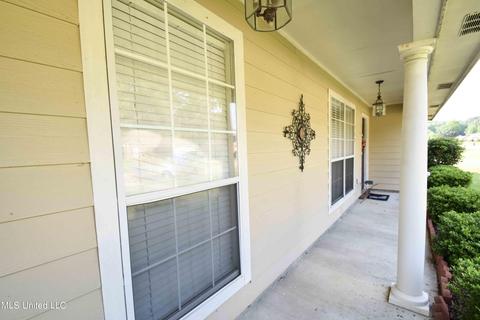 449 Pecan Cir, Brandon, MS 39042 photo 4