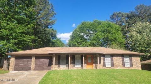 1548 Wingfield Dr, Jackson, MS 39204 photo 1