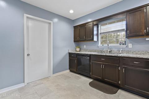 296 Old Hwy 49, Mchenry, MS 39561 photo 8
