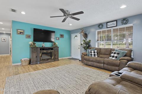 296 Old Hwy 49, Mchenry, MS 39561 photo 3