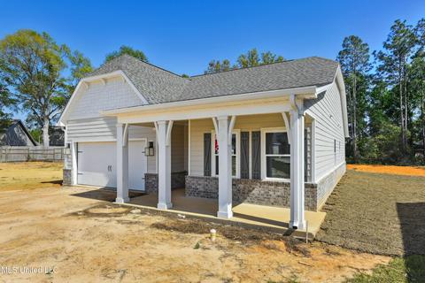 10632 Wren Grv, Gulfport, MS 39503