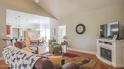 8385 Curry Rd, Biloxi, MS 39532 photo 9