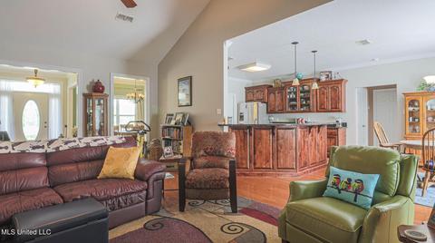 8385 Curry Rd, Biloxi, MS 39532 photo 7