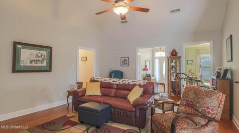 8385 Curry Rd, Biloxi, MS 39532 photo 6