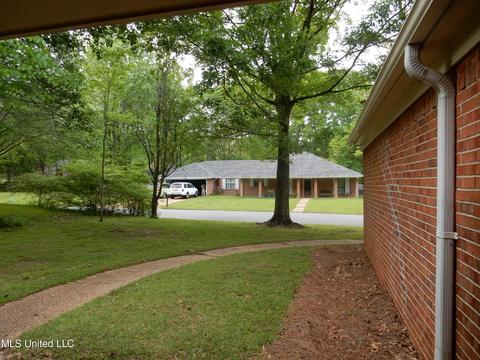 1045 Halton Ct, Brandon, MS 39047 photo 11