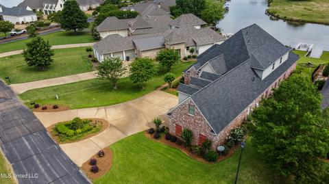 402 Belle Pointe Ln, Madison, MS 39110 photo 5