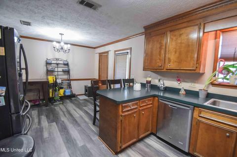 1514 Torrence Dr, Byram, MS 39272 photo 13