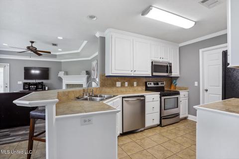 404 Mason Ct, Brandon, MS 39047 photo 4