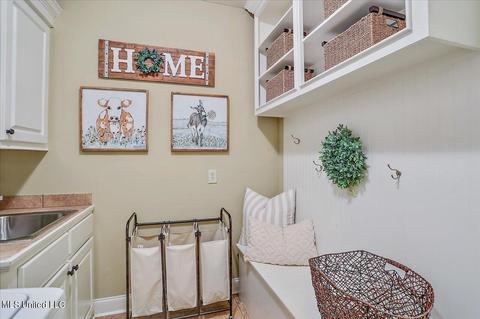 1379 Olivia Ln, Terry, MS 39170 photo 28