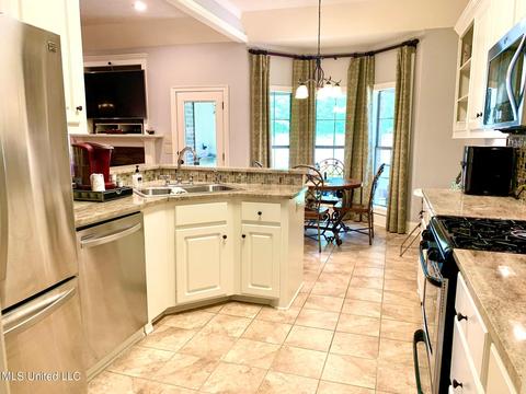 243 Brigade Ave, Canton, MS 39046 photo 5