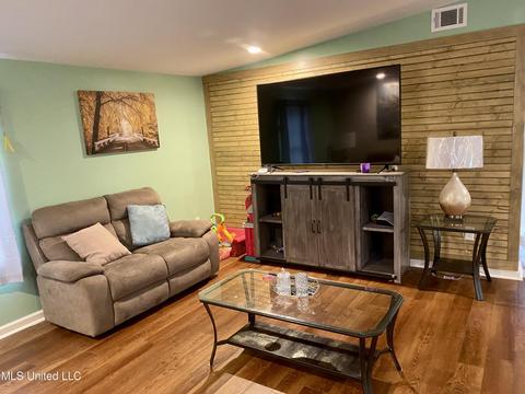 13554 Byrnes Dr, Saucier, MS 39574 photo 7