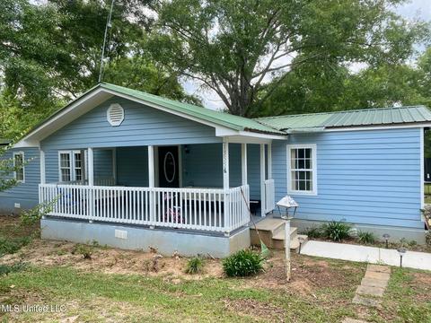 13554 Byrnes Dr, Saucier, MS 39574 photo 1