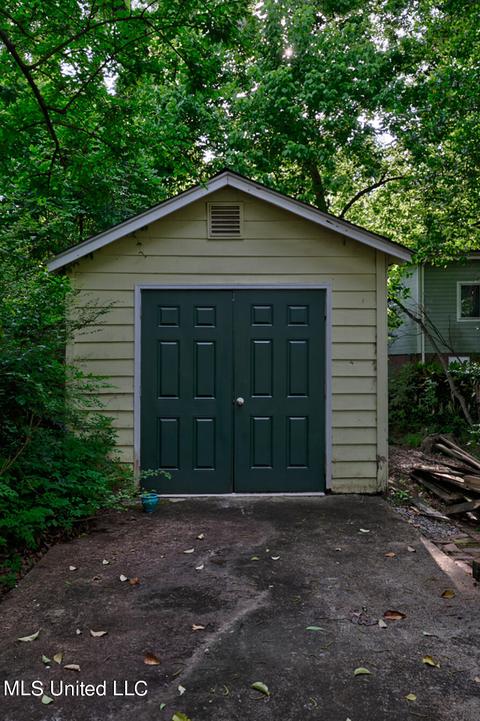 1601 St Mary St, Jackson, MS 39202 photo 4