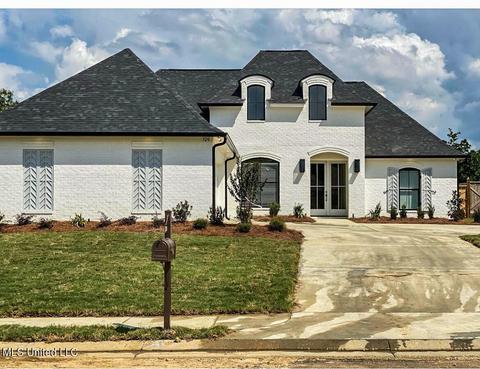 744 Glenwild Dr, Canton, MS 39046 photo 1