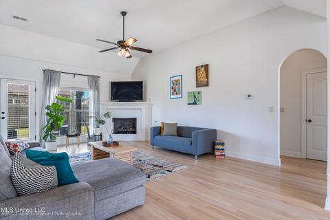 4667 W Dublin, Olive Branch, MS 38654 photo 8