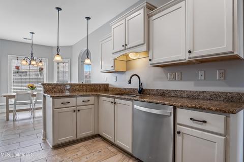 4667 W Dublin, Olive Branch, MS 38654 photo 14