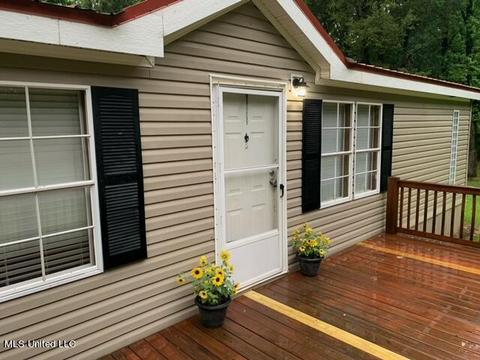 144 Deer Ridge Dr, Flora, MS 39071 photo 2