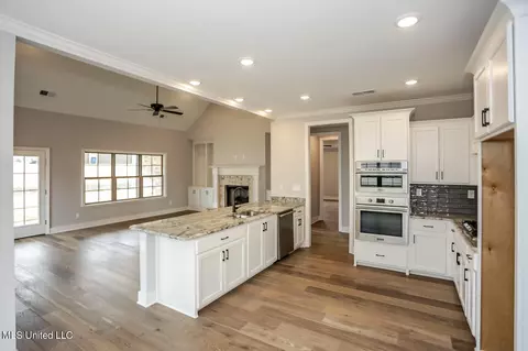 Kitchen - 8032 Old Addison Dr, Olive Branch, MS 38654 photo 1 of 2
