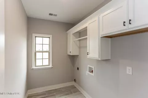 Other - 8032 Old Addison Dr, Olive Branch, MS 38654 photo 6 of 19