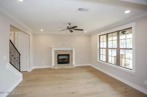 Living - 8050 Old Addison Dr, Olive Branch, MS 38654 photo 2 of 2