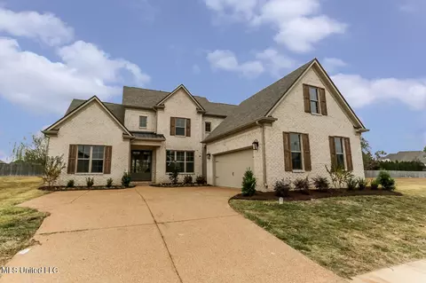 8050 Old Addison Dr, Olive Branch, MS 38654
