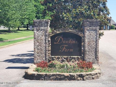 8067 Old Addison Dr, Olive Branch, MS 38654 photo 2