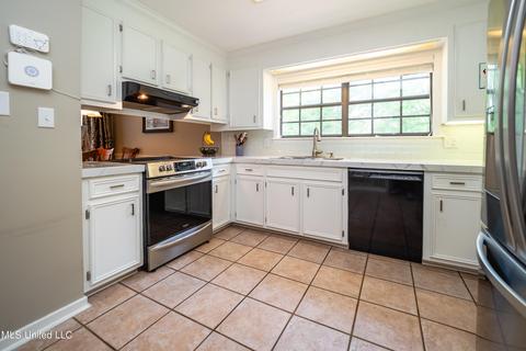 640 Live Oak Dr, Madison, MS 39110 photo 11