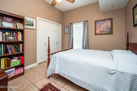 640 Live Oak Dr, Madison, MS 39110 photo 4