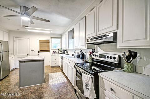 1203 Greymont St, Jackson, MS 39202 photo 8