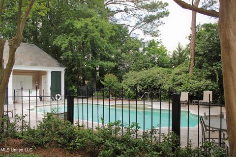 1200 Meadowbrook Rd #15, Jackson, MS 39206 photo 5