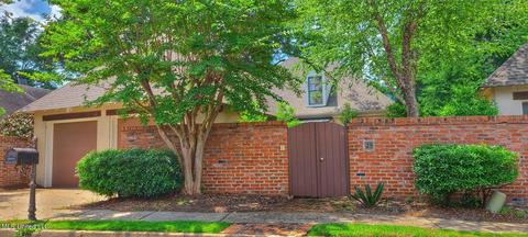 25 Waterford Pl, Jackson, MS 39211 photo 1