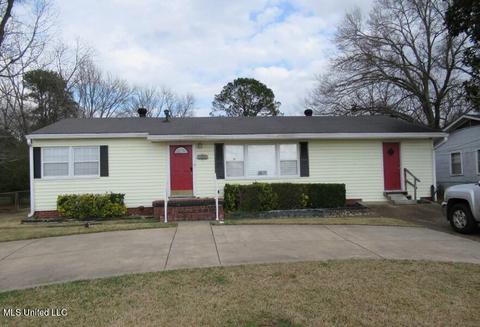 5660 Highland Dr, Jackson, MS 39206 photo 1