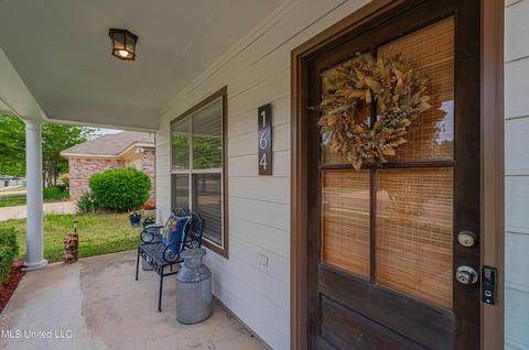 164 Blackstone Cir, Brandon, MS 39047 photo 4