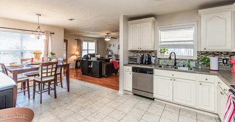 164 Blackstone Cir, Brandon, MS 39047 photo 11